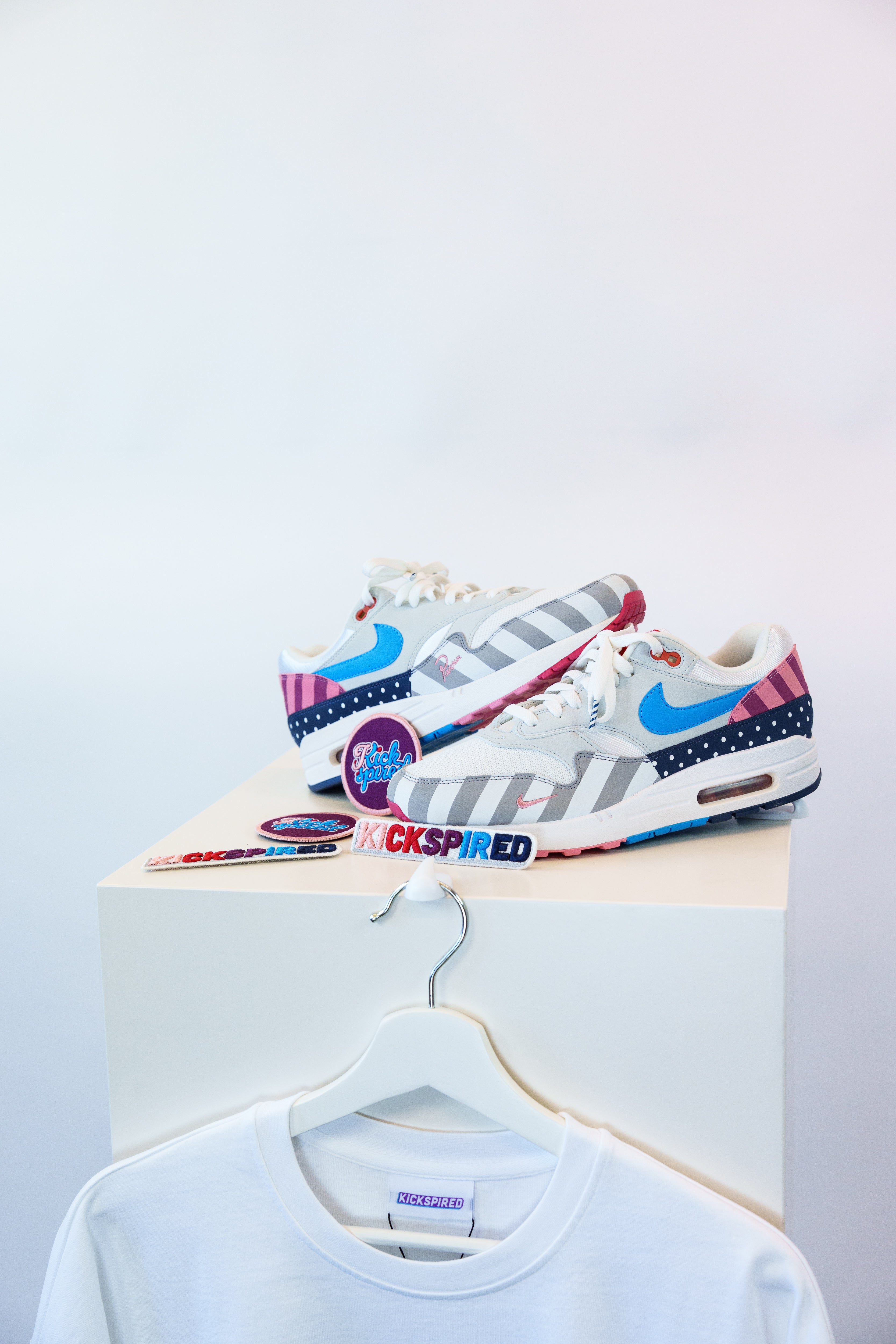 FULL PACK WITH SNEAKERS - PARRA Kickspired