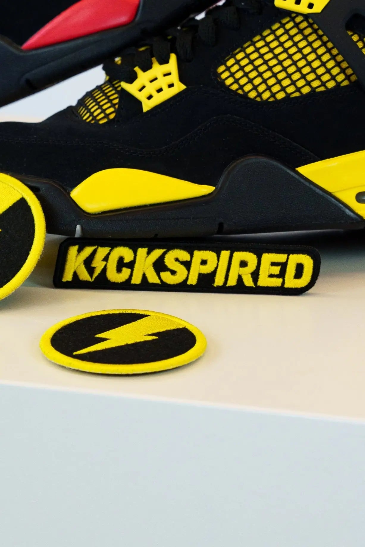 BLACK/YELLOW (J4 YELLOW THUNDER)