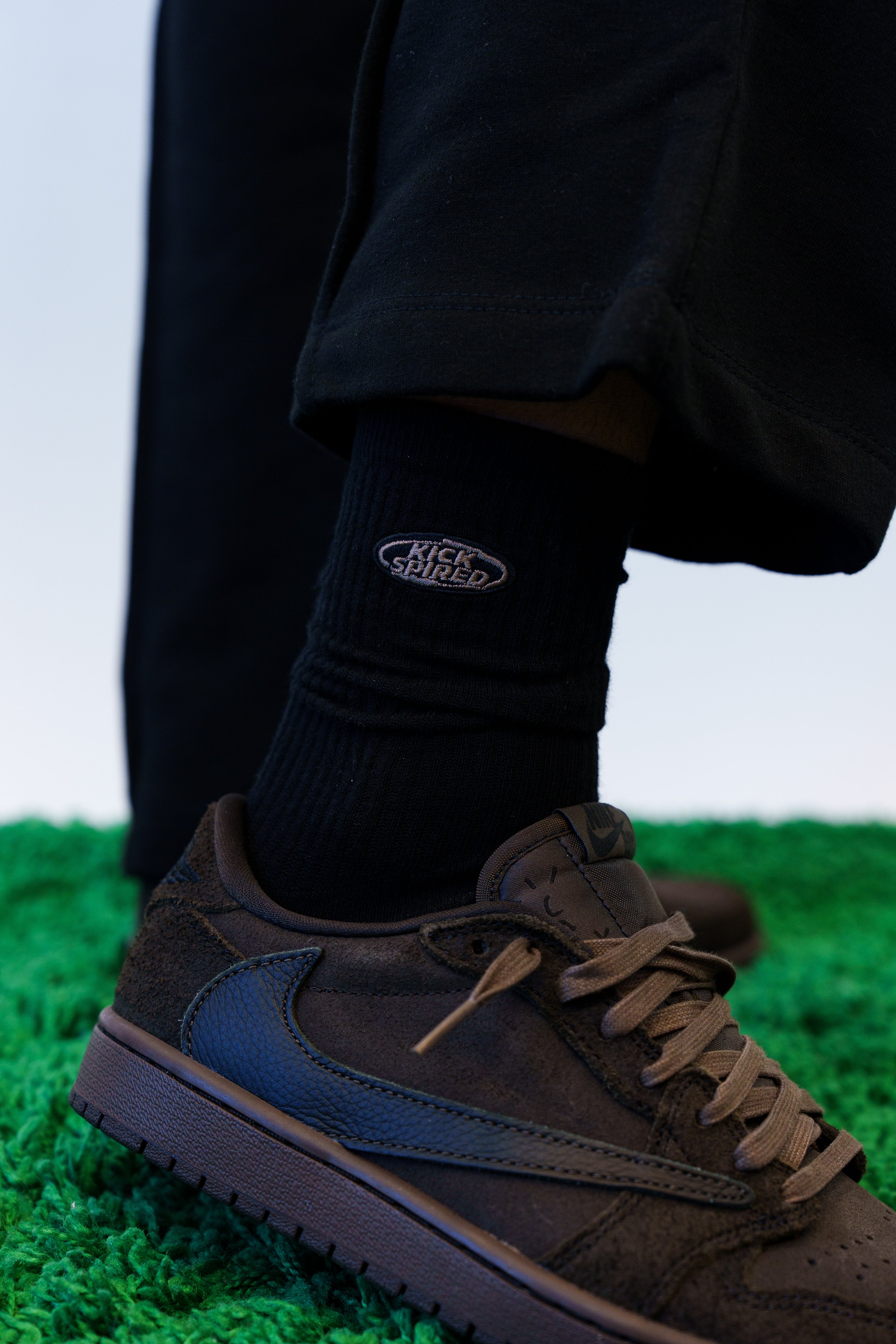 SOCKS BLACK/BROWN/PINK Kickspired