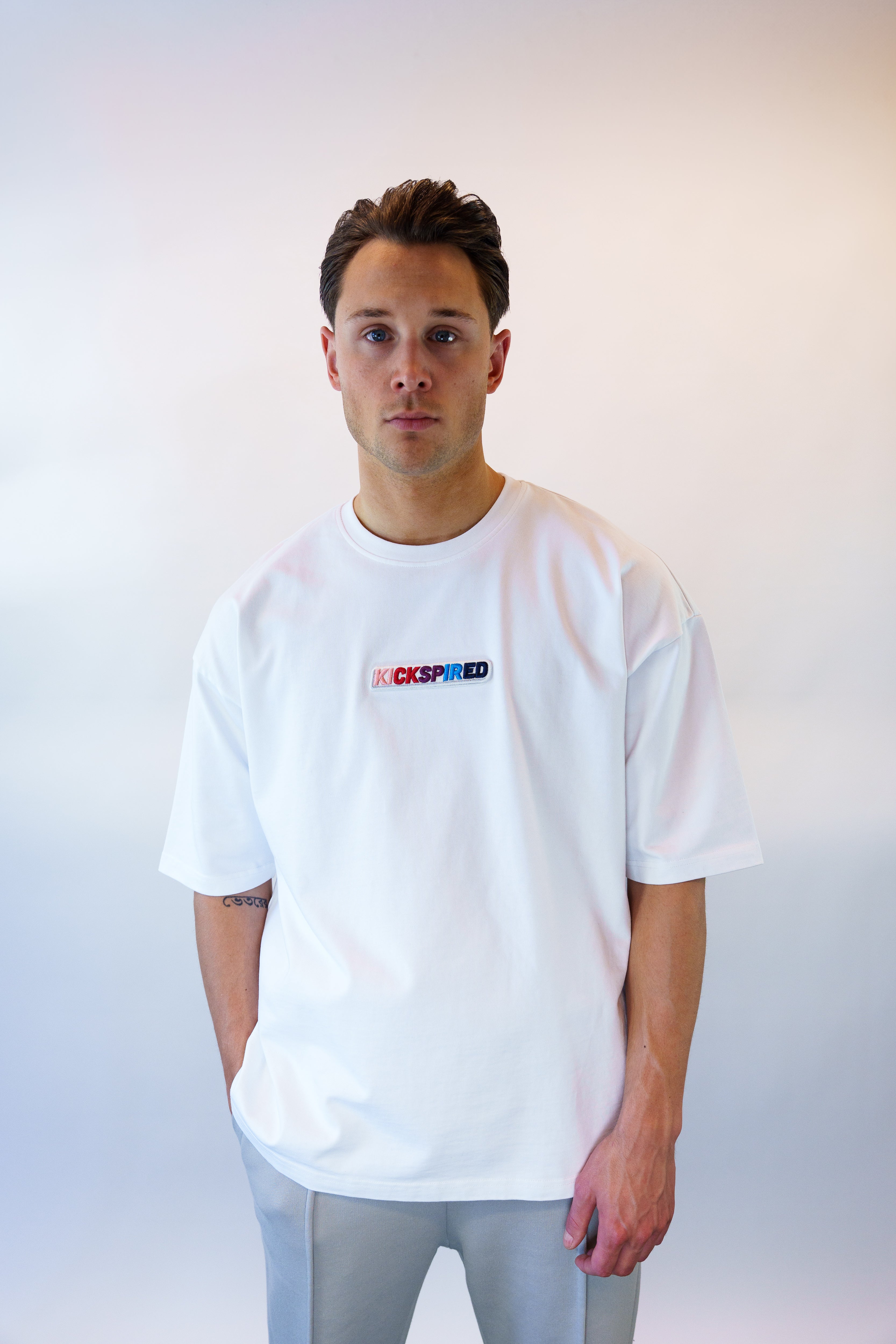 FULL PACK WITH SNEAKERS - PARRA Kickspired