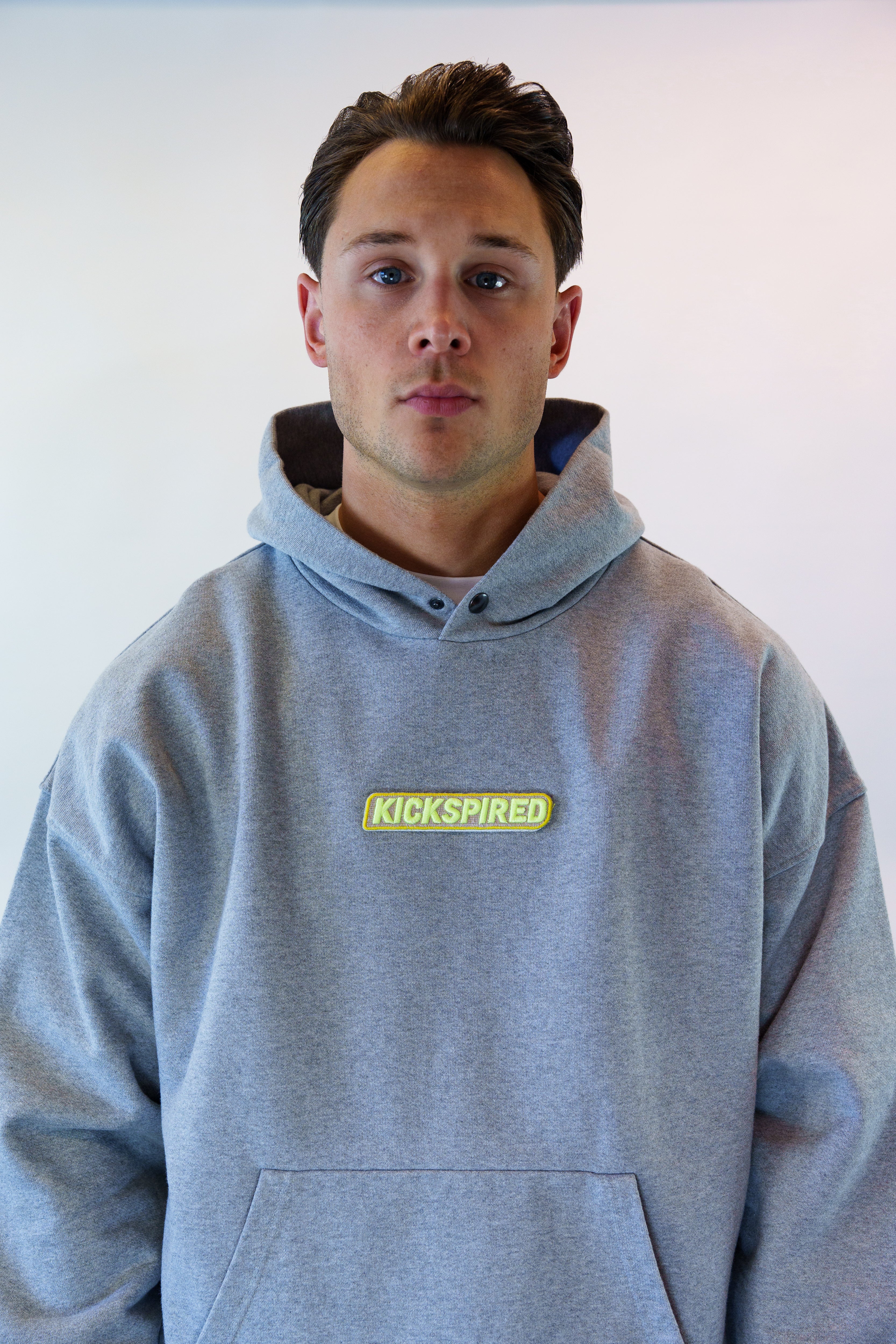 SQUARE BADGE BEIGE/NEON GREEN/YELLOW Kickspired