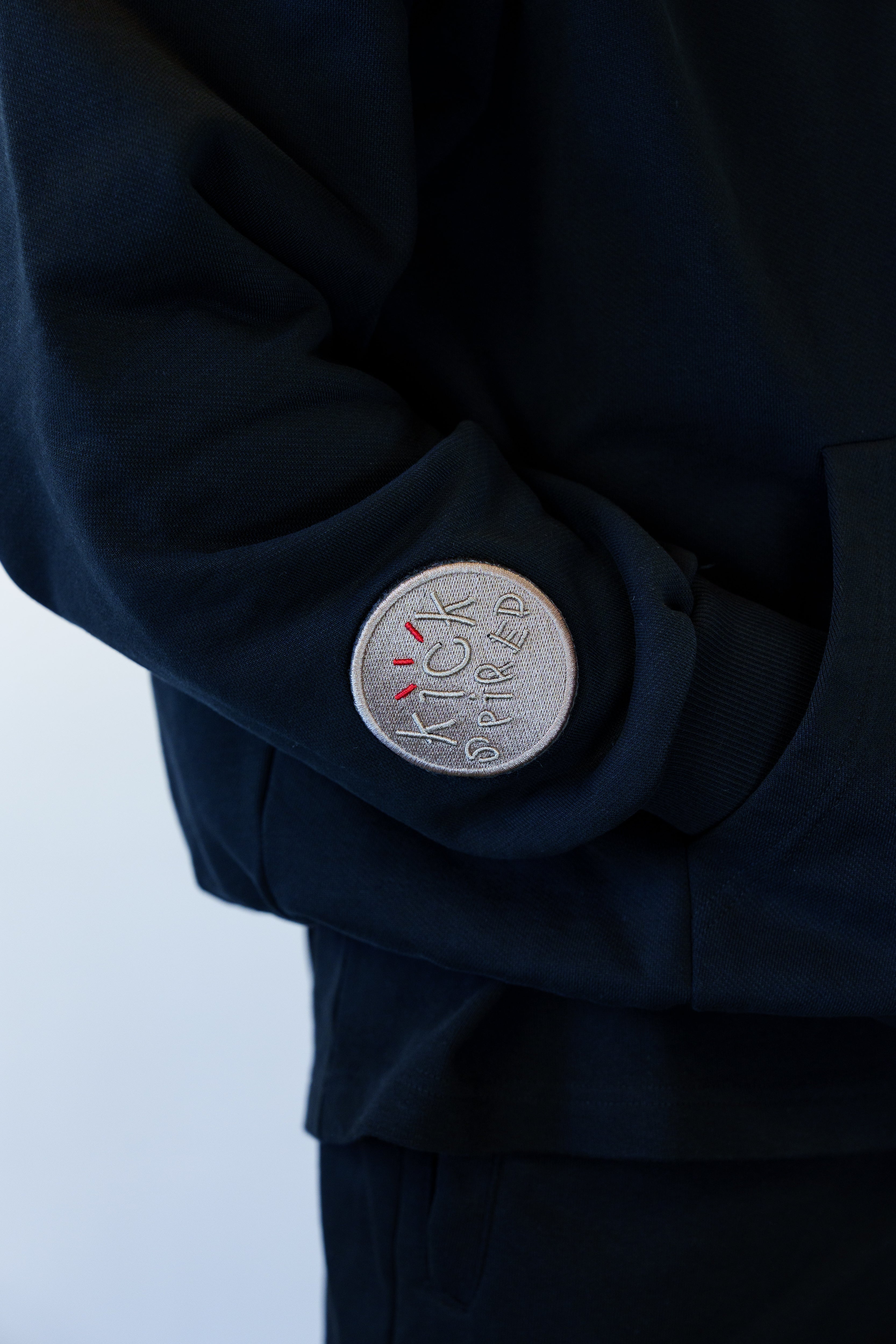 ROUND BADGE MOCHA/LIGHT BROWN Kickspired