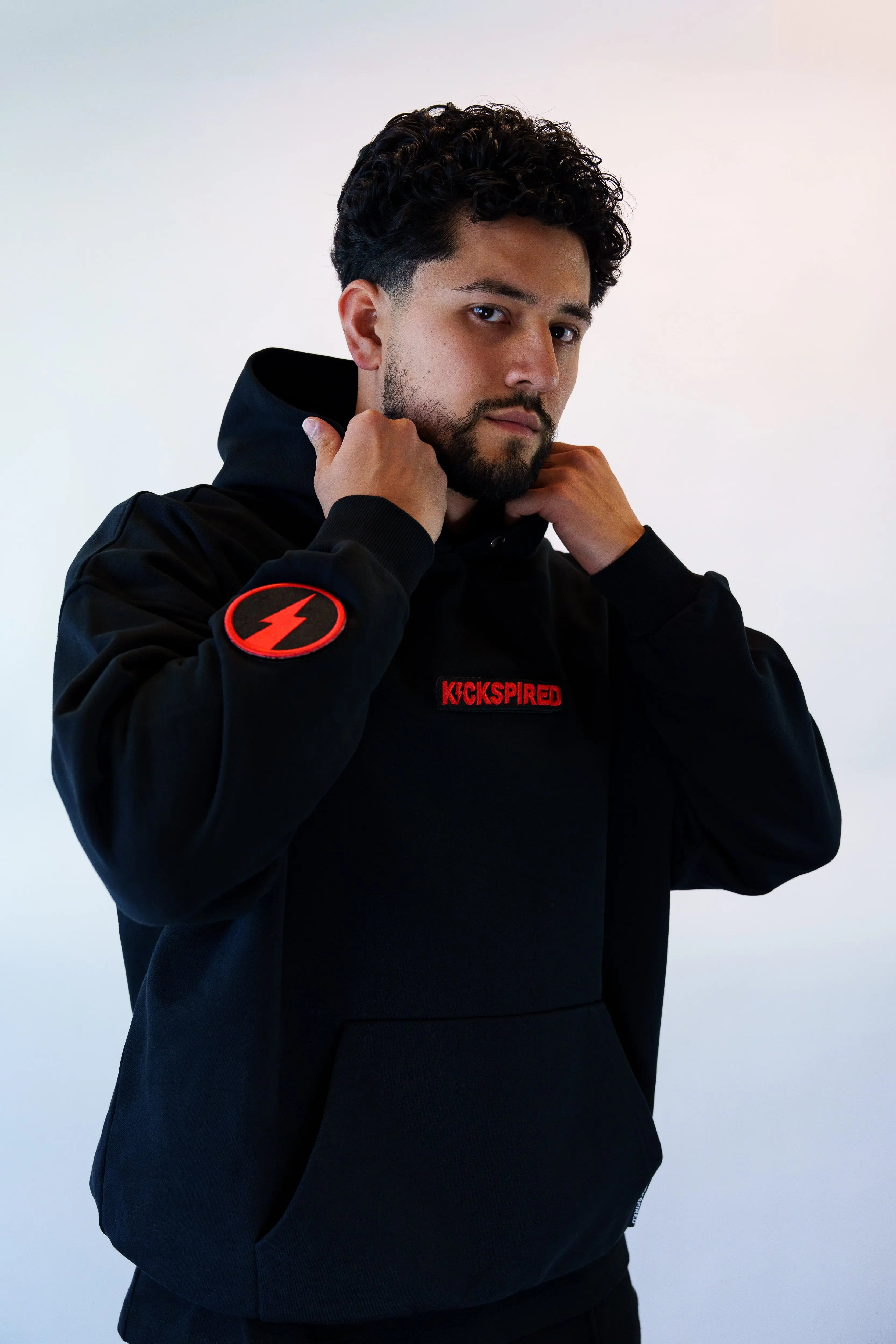 BLACK/RED (J4 RED THUNDER)