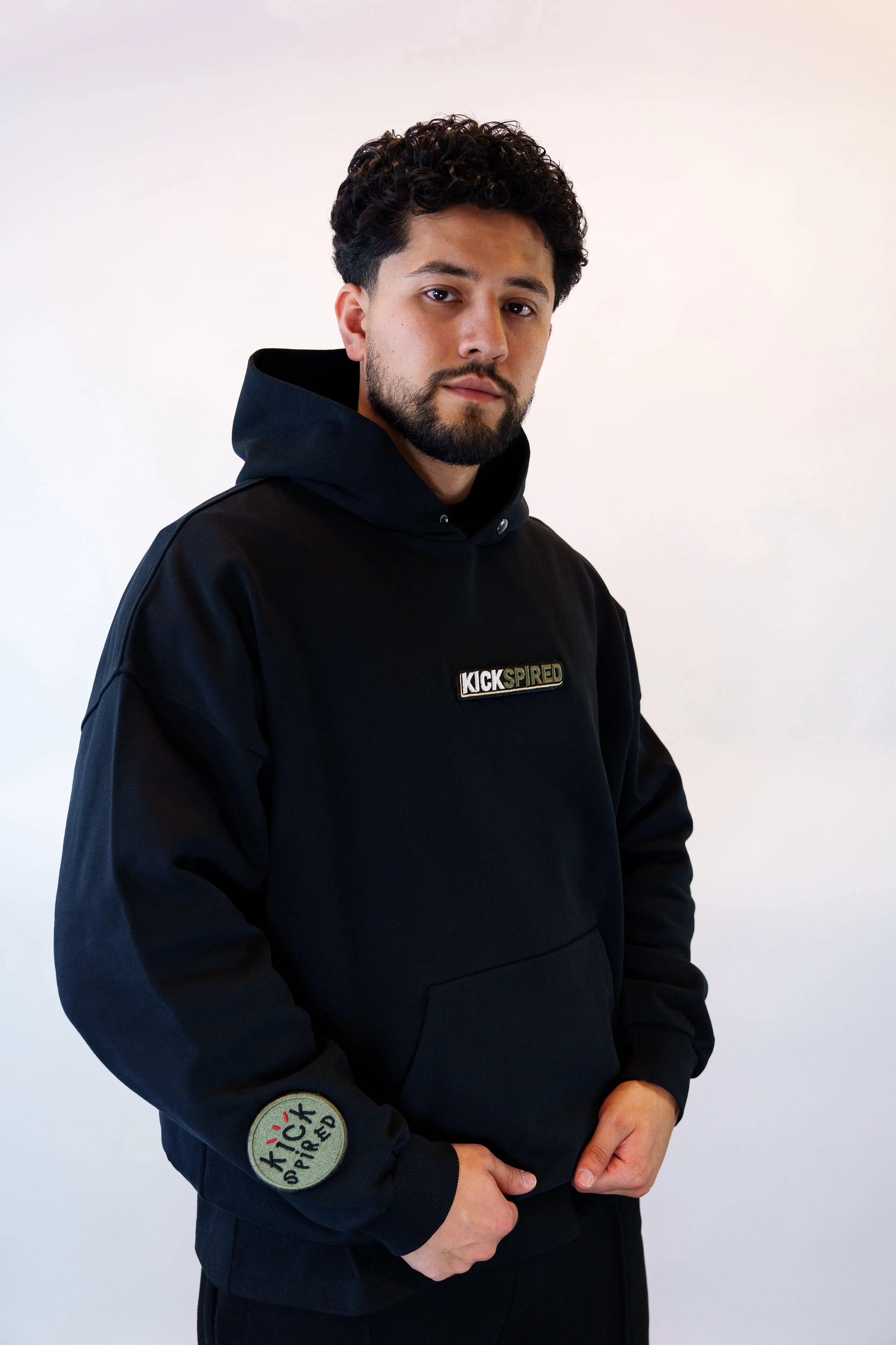 BLACK/OLIVE/WHITE/CREME (J1 MEDIUM OLIVE)