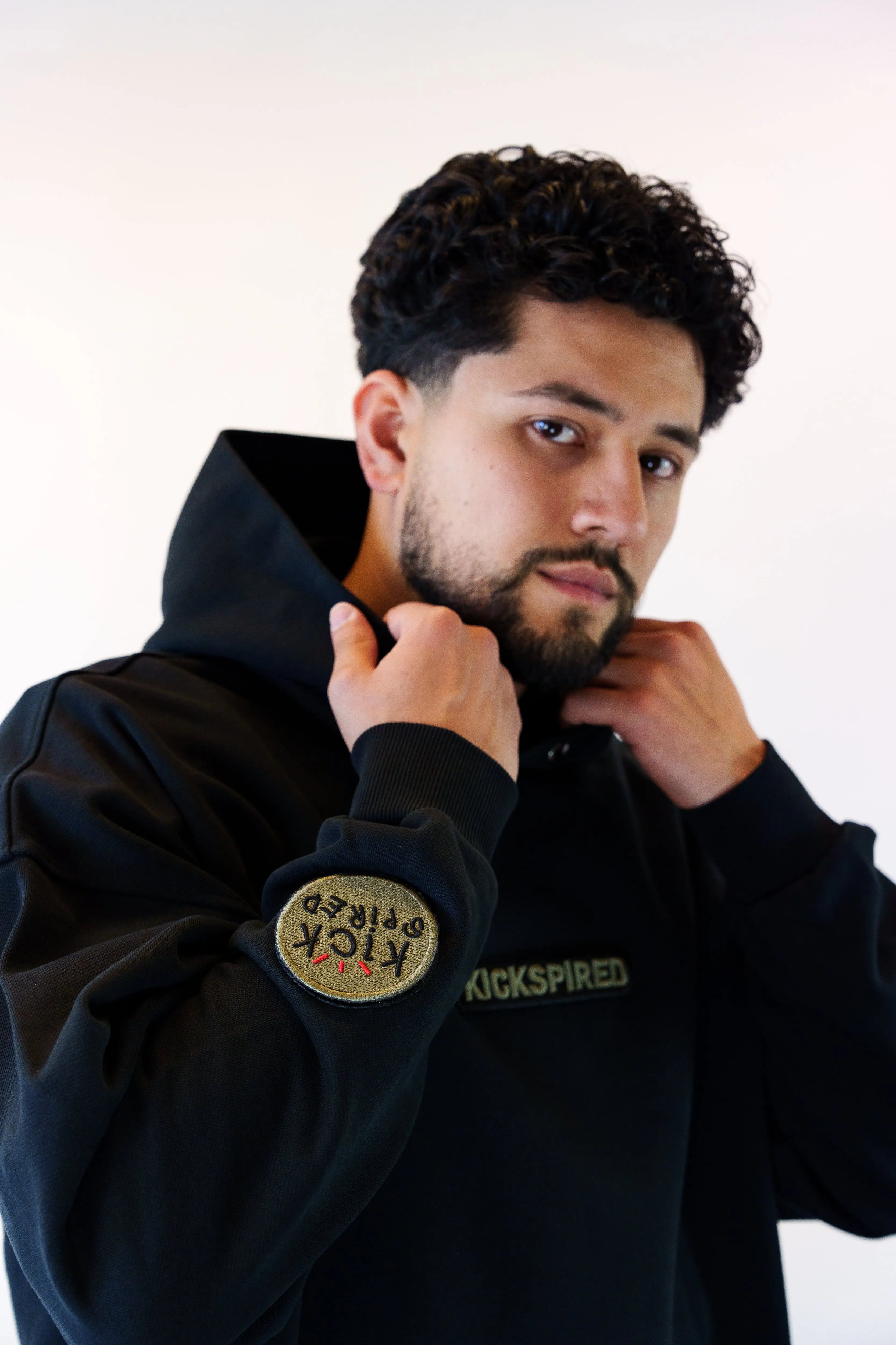 BLACK/OLIVE (J1 MEDIUM OLIVE)