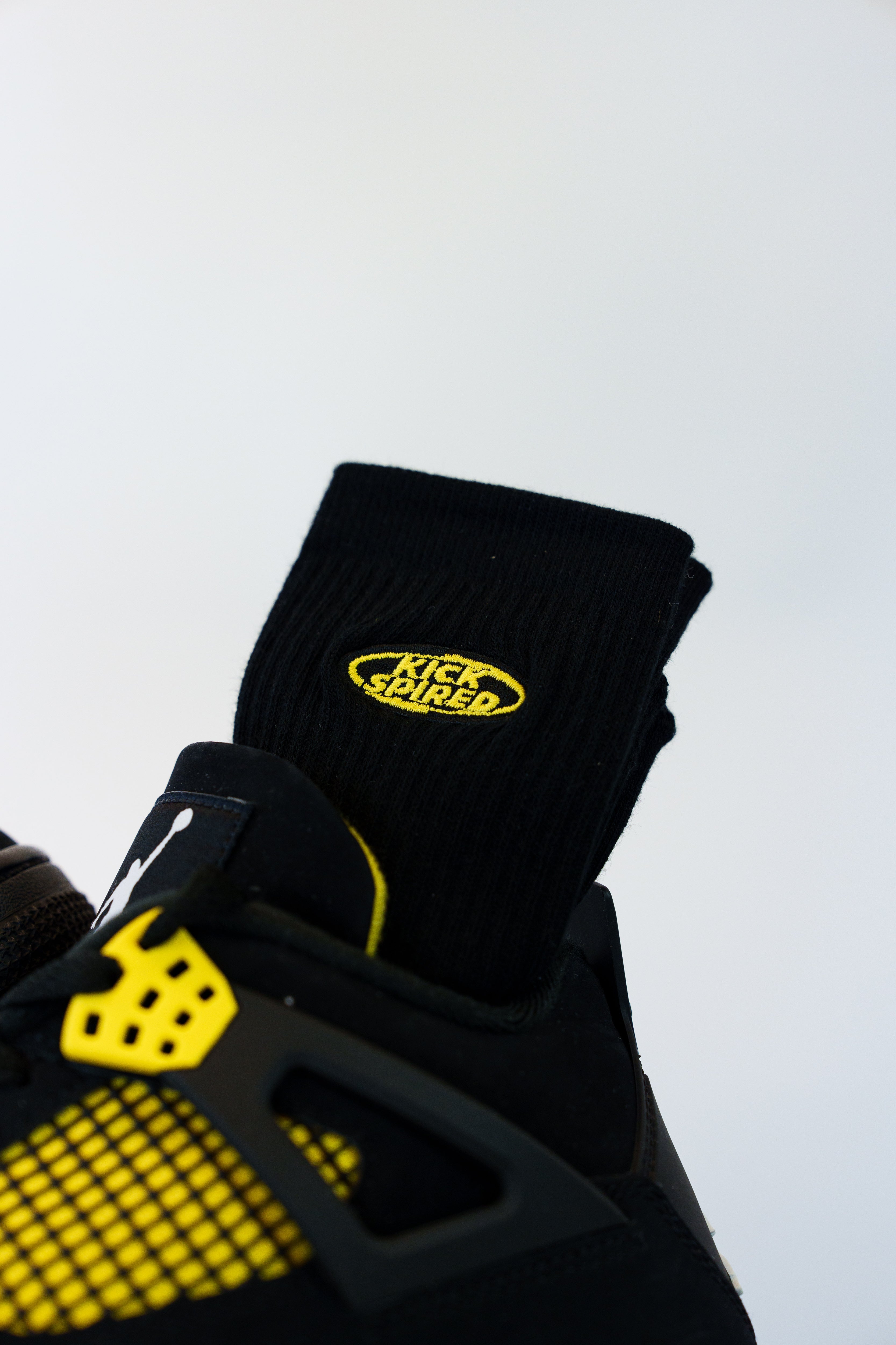 SOCKS BLACK/YELLOW Kickspired